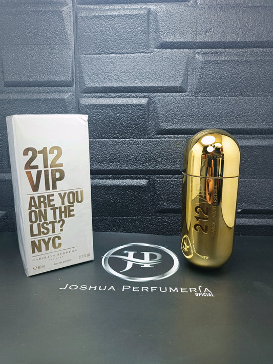 Carolina Herrera 212 VIP