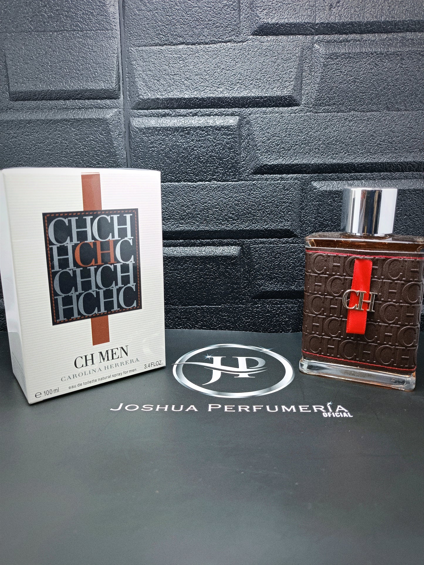 Carolina Herrera CH